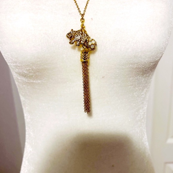 Beautiful Gold Plated Necklace - Picture 5 of 5